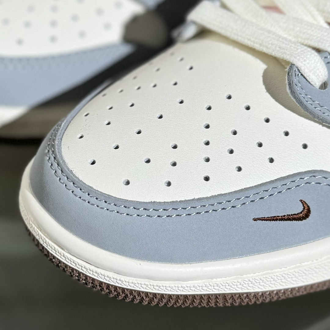 Travis Scott x Nike Air Jordan 1 Low x Stussy Air Jordan 1 Low 反转灰白小勾倒钩 XD0798-303