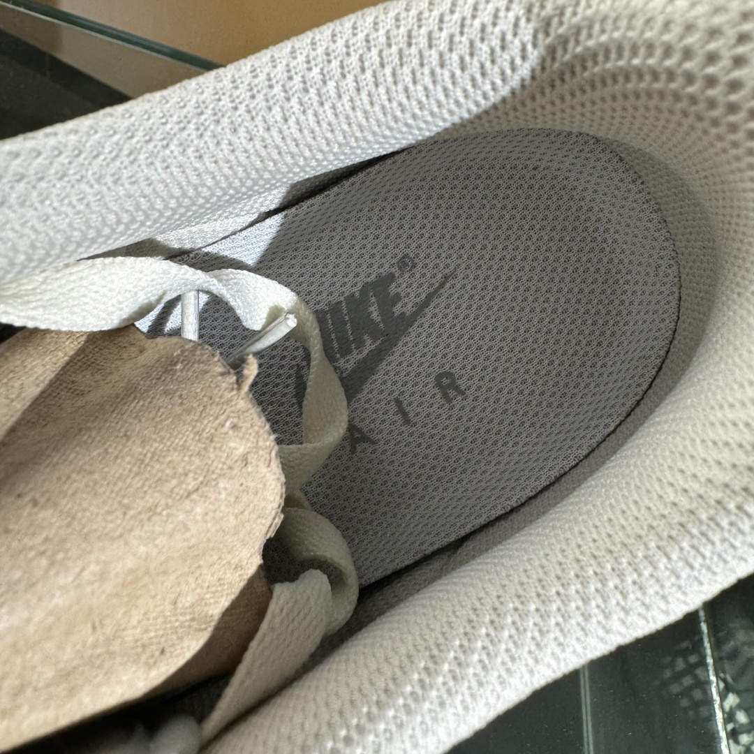 Nike Air Force 1 Low X Labubu “拉布布紫”空军一号低帮休闲运动板鞋 DB3301-221