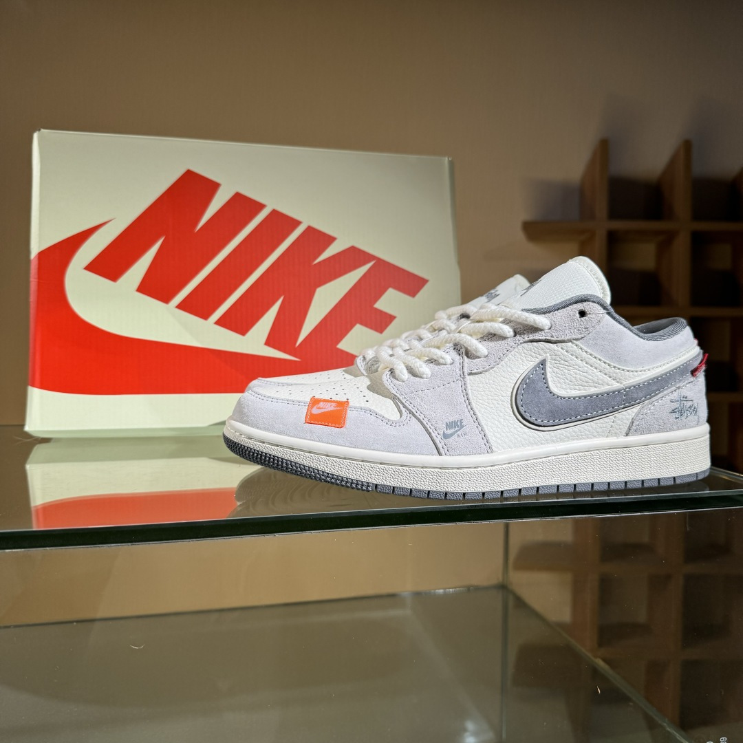 280 Air Jordan 1 Low AJ1 乔1 斯图西联名 红标米灰猪八 高端定制 低帮复古篮球鞋 YX5066-305