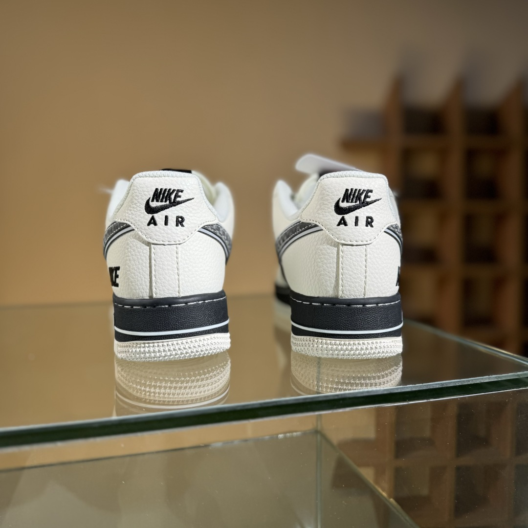 260 Nike Air Force 1'07 Low 联名 双层米黑 空军一号低帮休闲板鞋 XX3168-206