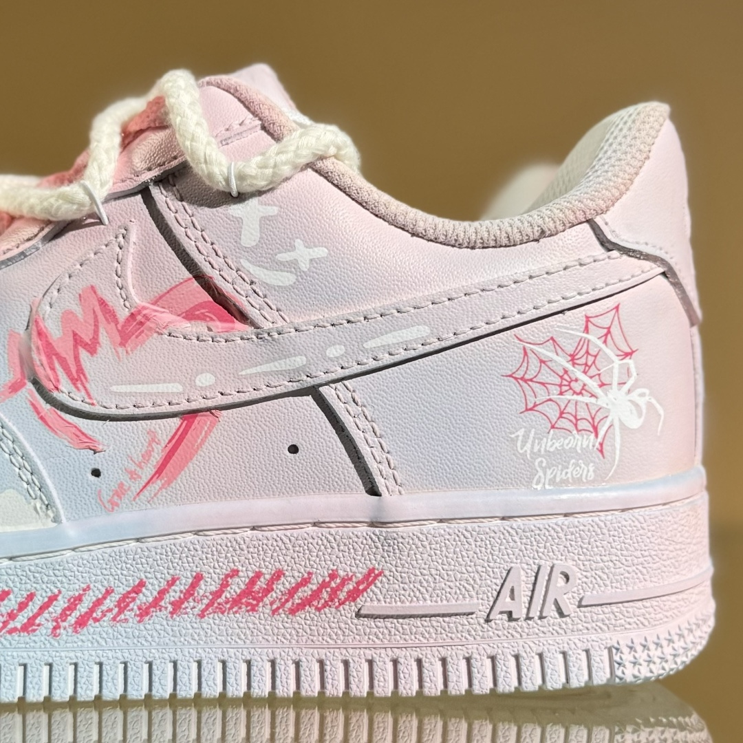 260 Nike Air Force 1'07 Low ”Purple Butterfly” 手绘涂鸦 粉蓝蛛心 空军一号低帮休闲运动板鞋 QX2032-707