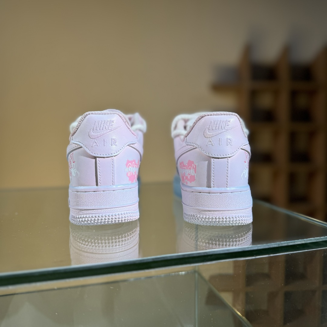 260 Nike Air Force 1'07 Low ”Purple Butterfly” 手绘涂鸦 粉蓝蛛心 空军一号低帮休闲运动板鞋 QX2032-707