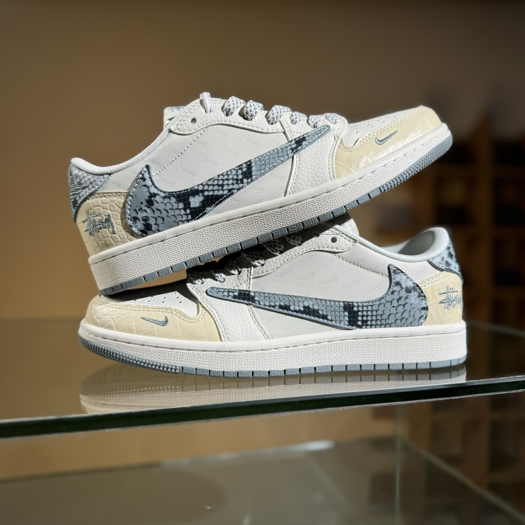 280 Travis Scott x Fragment Design x Air Jordan 1 Low OG SP AJ1 乔1 斯图西联名 灰黄蛇纹 低帮文化休闲板鞋 XS7089-621-Chinese UA Cheap High Quatity Brand Clothes Bags handbags Sneakers wholesale wholesaler seller from China Factory suppliers Fashion Clothing Shoes best Quality Beautiful Price 280 Travis Scott x Fragment Design x Air Jordan 1 Low OG SP AJ1 乔1 斯图西联名 灰黄蛇纹 低帮文化休闲板鞋 XS7089-621