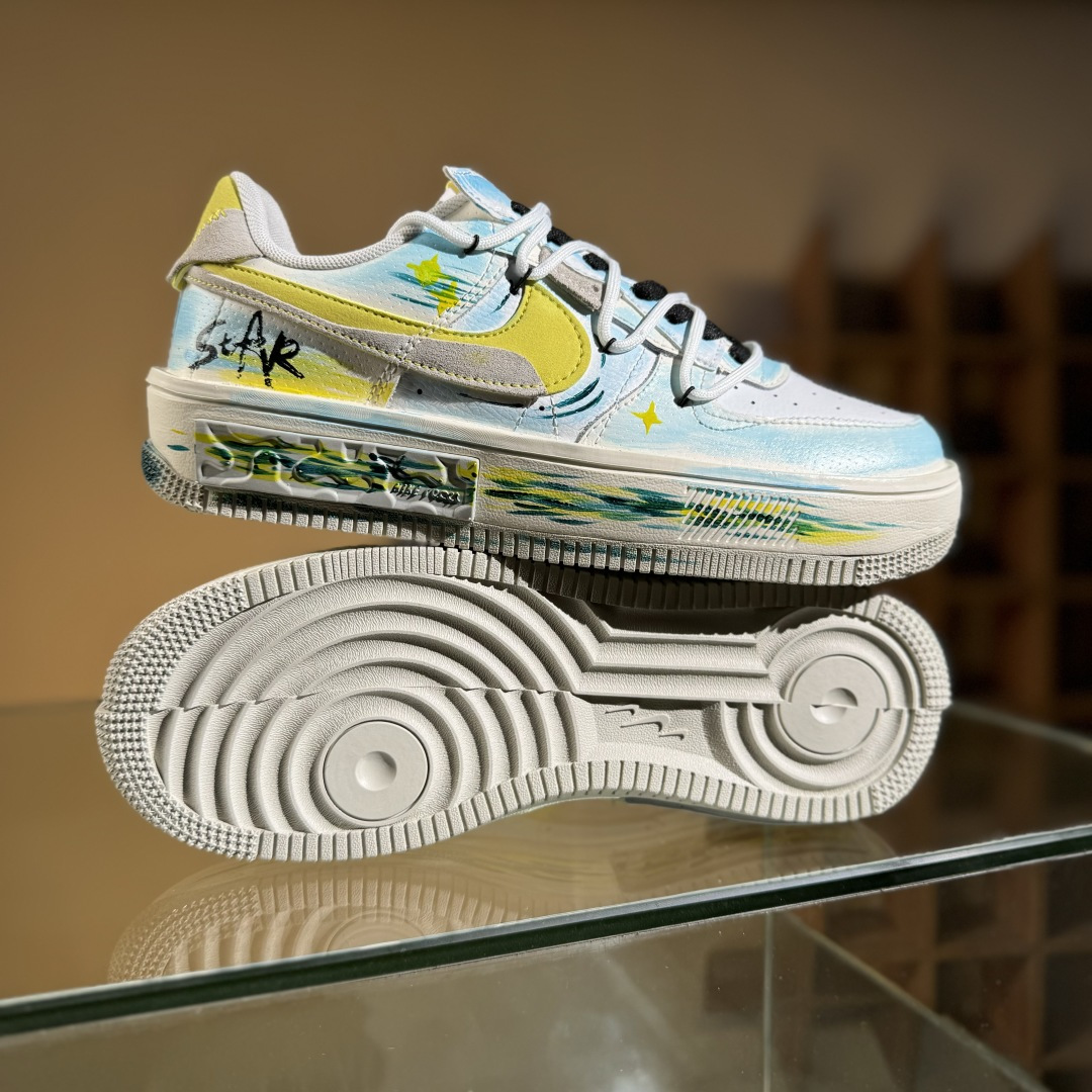 260 Nike Air Force 1'07 Low ”Y B Stars” 手绘涂鸦 黄蓝星星 空军一号低帮休闲板鞋 DV6984-011