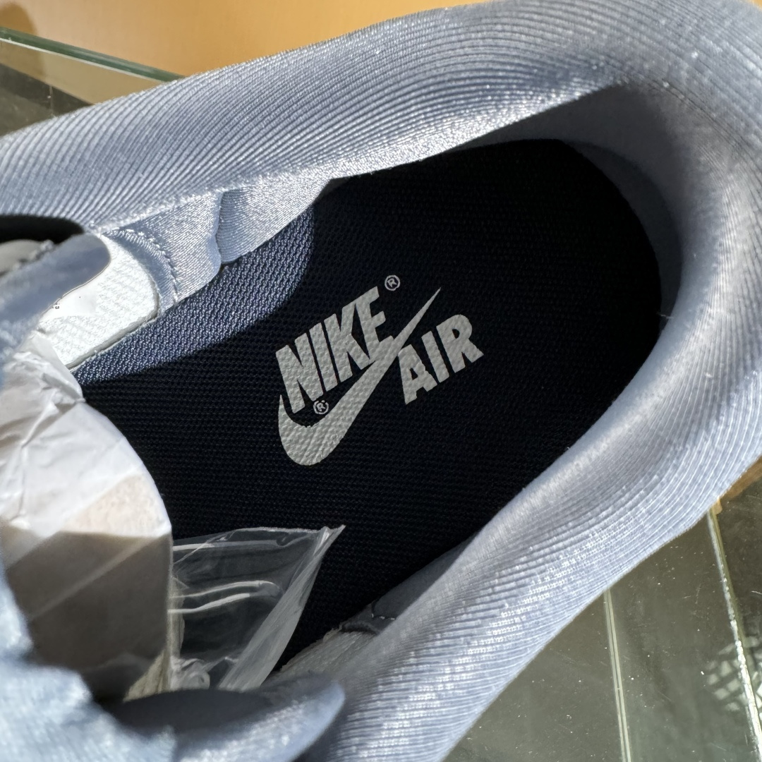 260 Travis Scott x Nike Air Jordan 1 Low x GUCCI Air Jordan 1 Low 反转黑灰小勾倒钩 XD0798-304