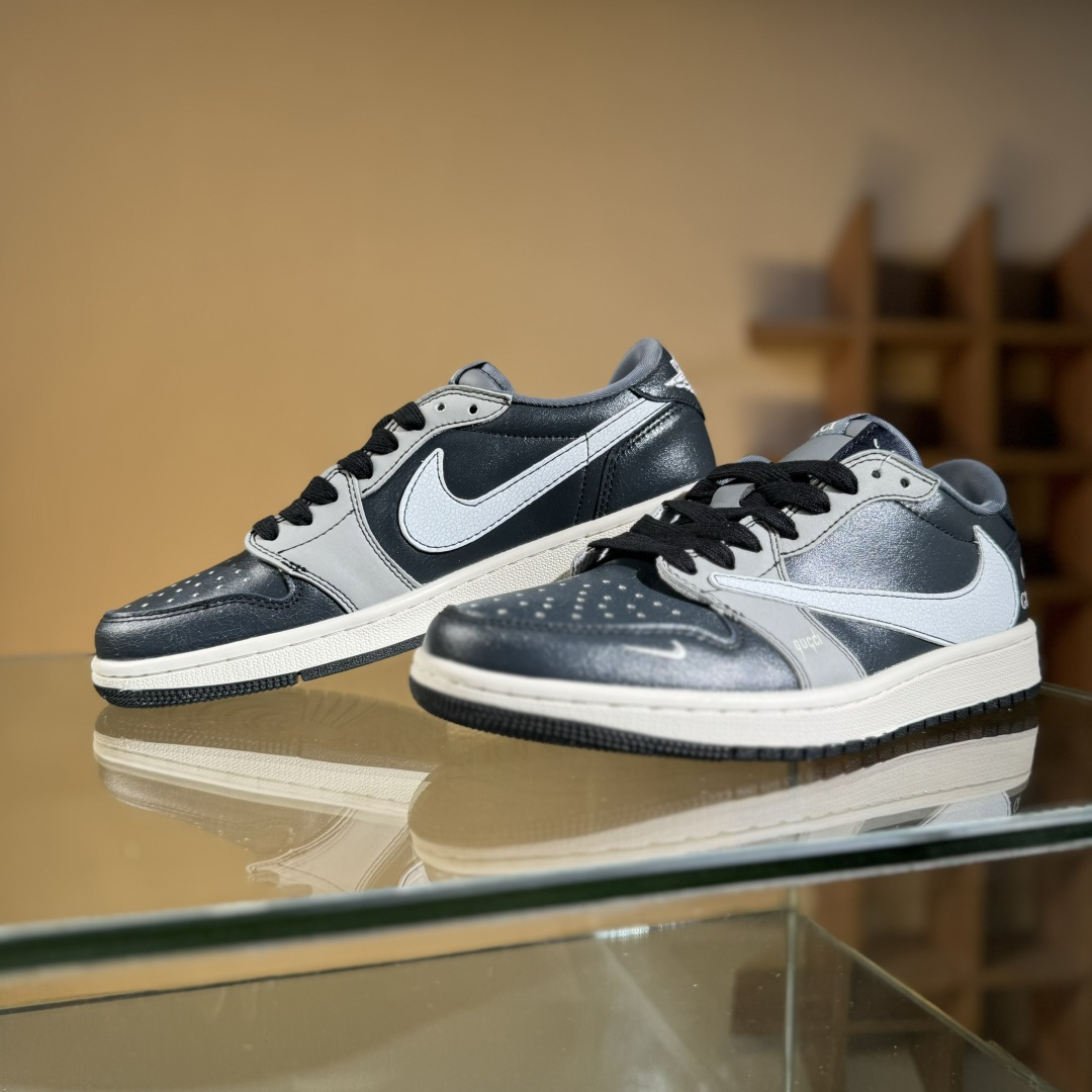 260 Travis Scott x Nike Air Jordan 1 Low x GUCCI Air Jordan 1 Low 反转黑灰小勾倒钩 XD0798-304