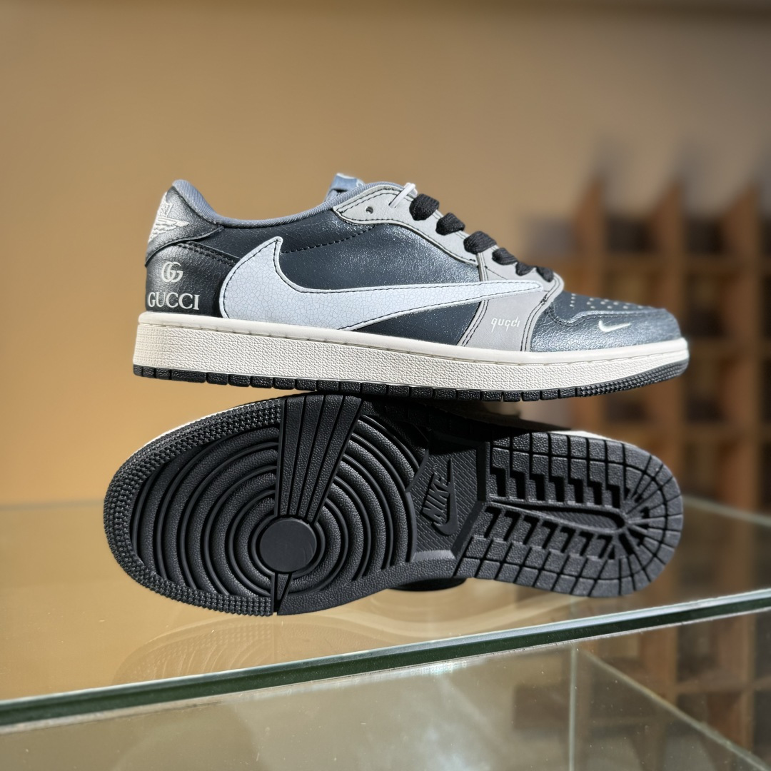 260 Travis Scott x Nike Air Jordan 1 Low x GUCCI Air Jordan 1 Low 反转黑灰小勾倒钩 XD0798-304