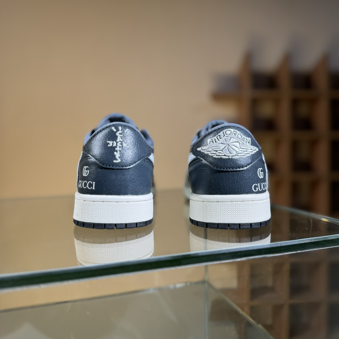 260 Travis Scott x Nike Air Jordan 1 Low x GUCCI Air Jordan 1 Low 反转黑灰小勾倒钩 XD0798-304