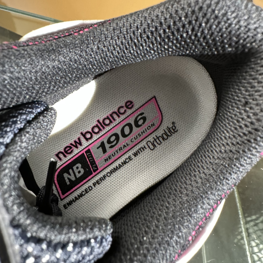 210 New Balance 1906系列复古老爹风休闲运动慢跑鞋 U1906AD