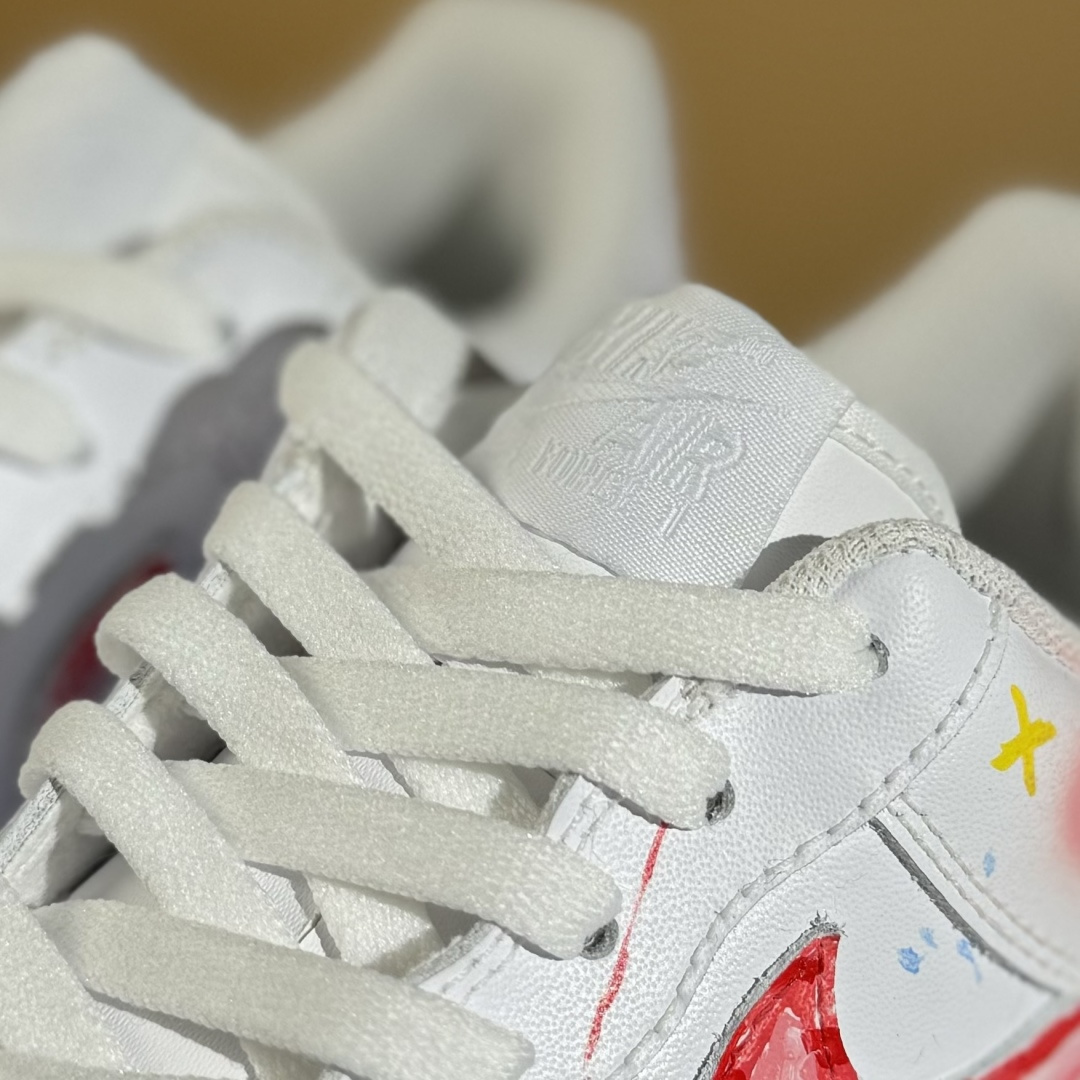 260 Nike Air Force 1'07 Low 爱心涂鸦 空军一号低帮休闲板鞋 DD8959-100