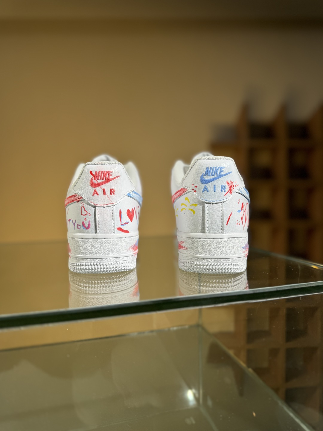 260 Nike Air Force 1'07 Low 爱心涂鸦 空军一号低帮休闲板鞋 DD8959-100