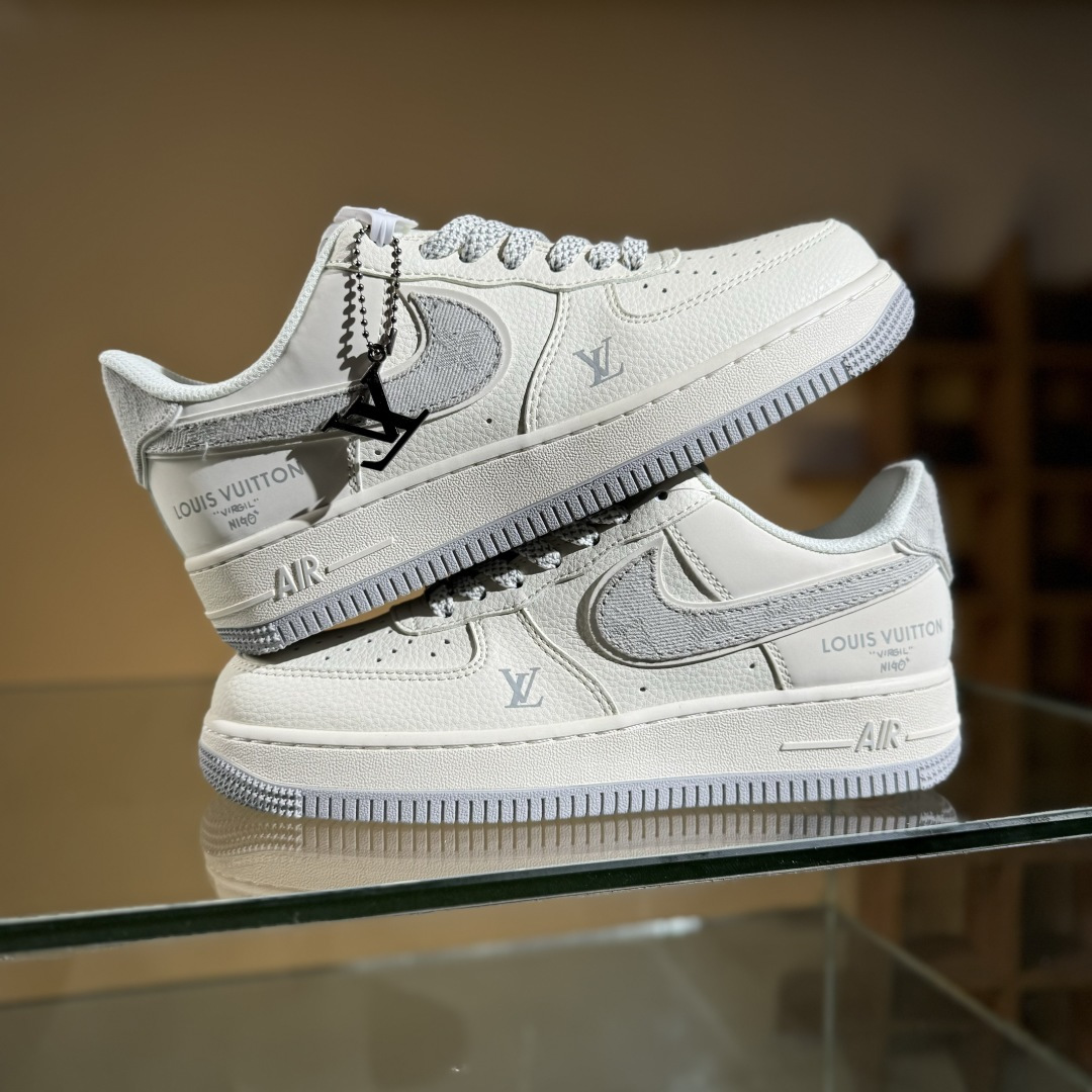 260 Nike Air Force 1'07 Low LV联名 灰白双拼 空军一号低帮休闲板鞋 SM6668-103