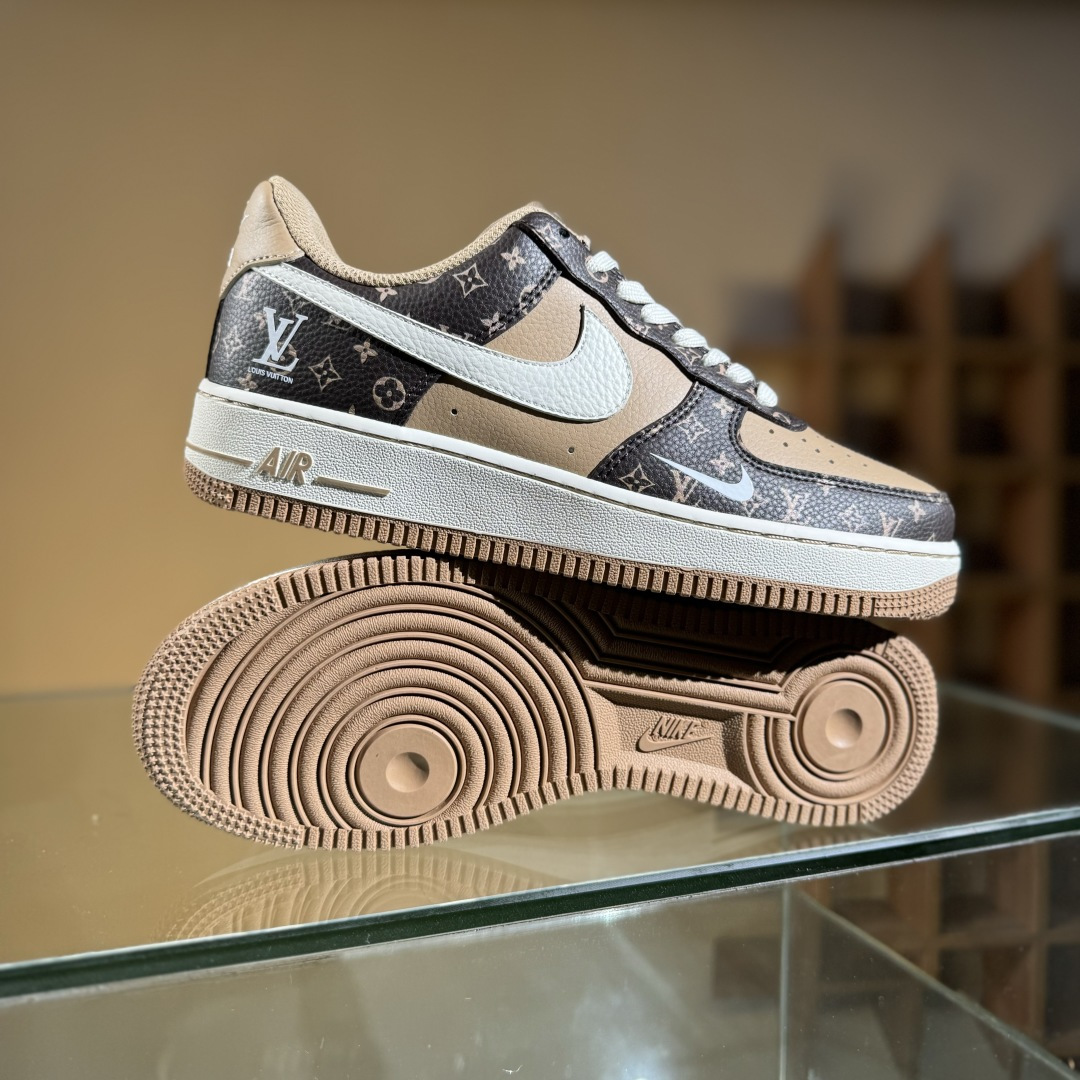 260 Nike Air Force 1'07 Low LV联名 咖啡棕小白勾 空军一号低帮休闲板鞋 LW9279-009-Chinese UA Cheap High Quatity Brand Clothes Bags handbags Sneakers wholesale wholesaler seller from China Factory suppliers Fashion Clothing Shoes best Quality Beautiful Price 260 Nike Air Force 1'07 Low LV联名 咖啡棕小白勾 空军一号低帮休闲板鞋 LW9279-009