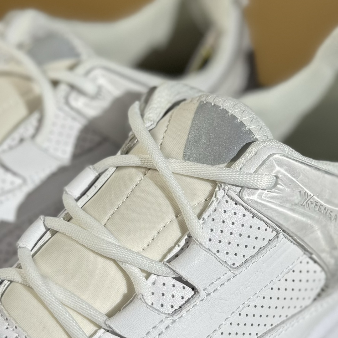 300 Ecco 2024爱步15周年经典 白粉女鞋