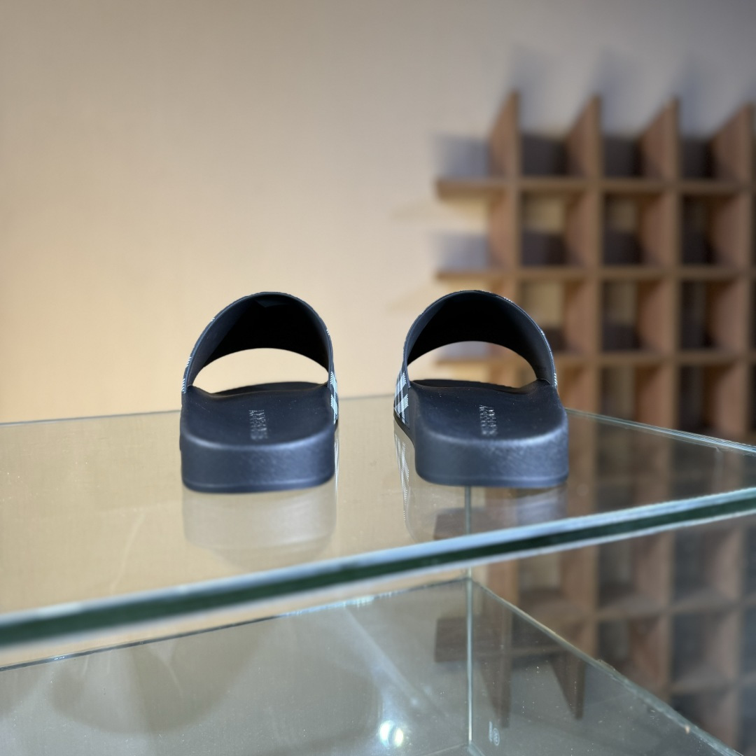 200 Burberry巴宝莉拖鞋夏季新款经典格纹拖鞋Vintage复古格纹拖鞋