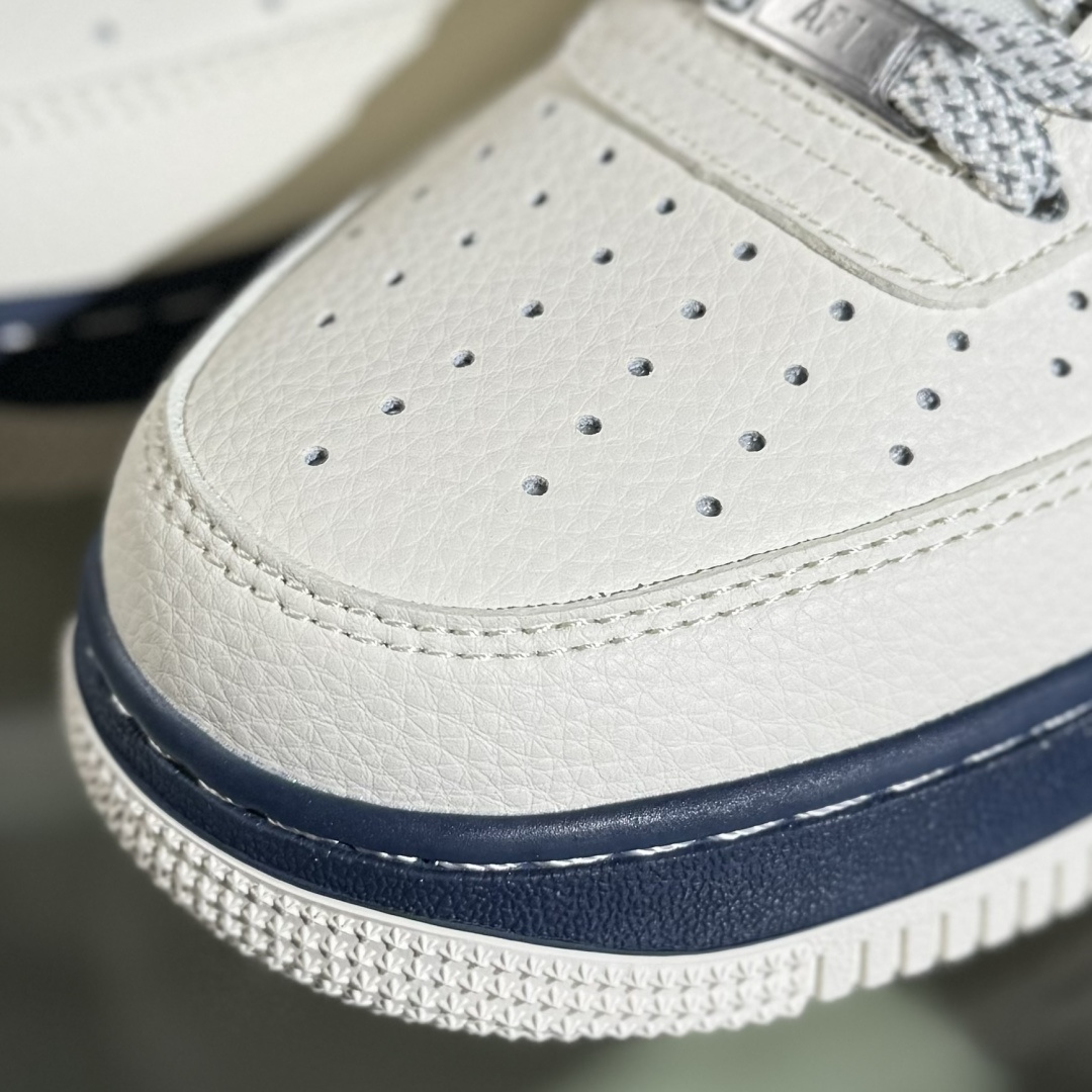 260 Nike Air Force 1'07 Low 斯图西联名 双拼米蓝 空军一号低帮休闲板鞋 QW5836-009