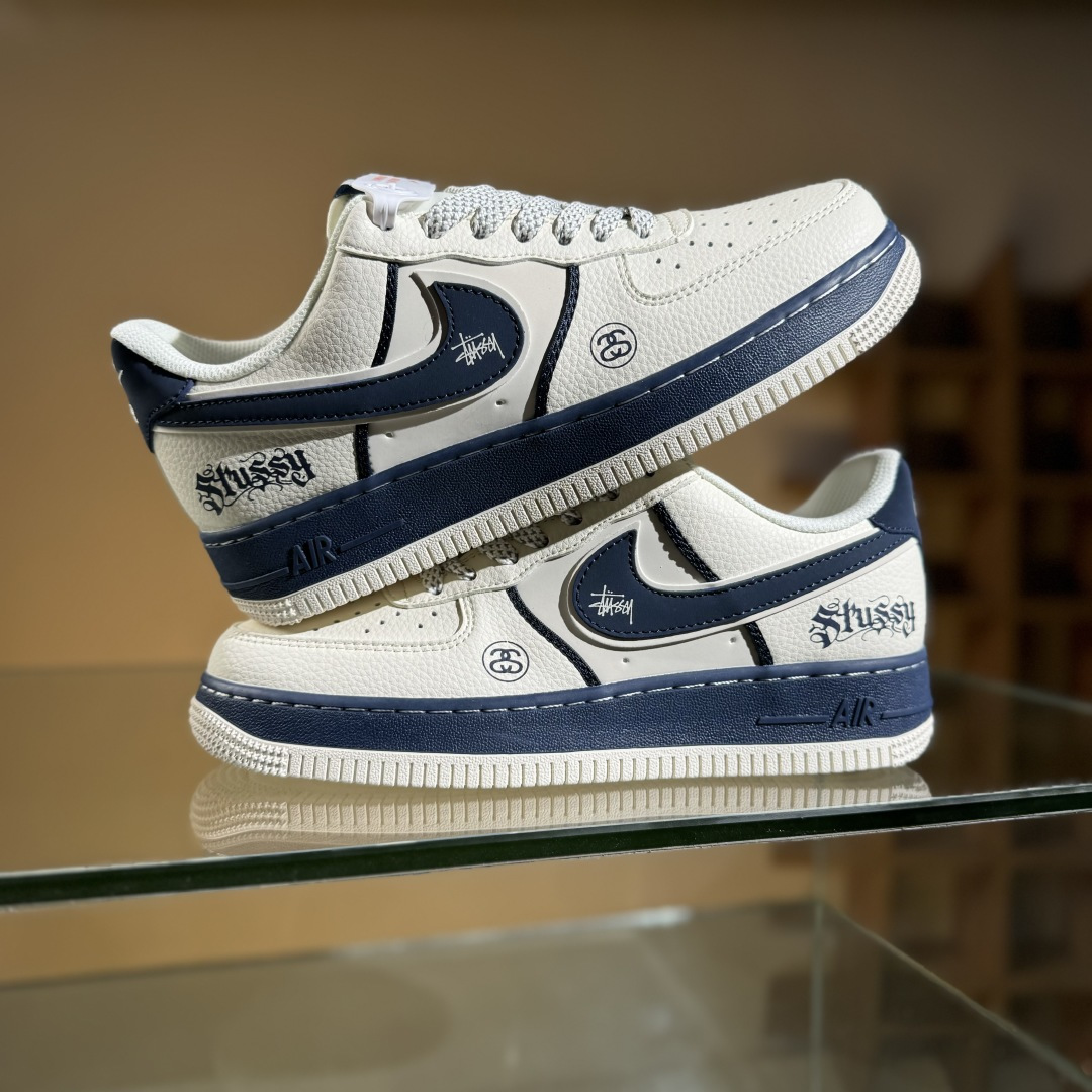 260 Nike Air Force 1'07 Low 斯图西联名 双拼米蓝 空军一号低帮休闲板鞋 QW5836-009