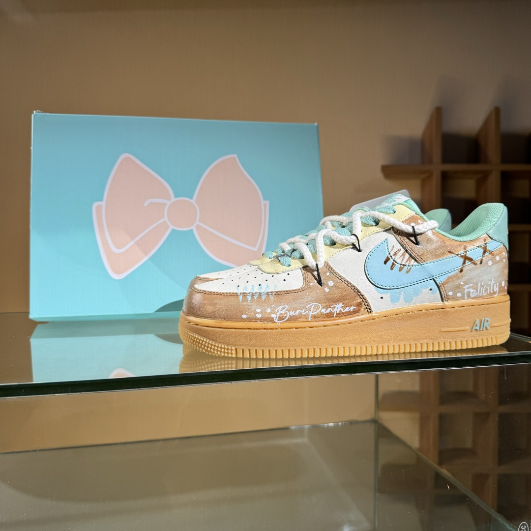 260 Nike Air Force 1'07 Low ”Mint Bubble” 手绘涂鸦 薄荷气泡 空军一号低帮休闲板鞋 XC2351-505