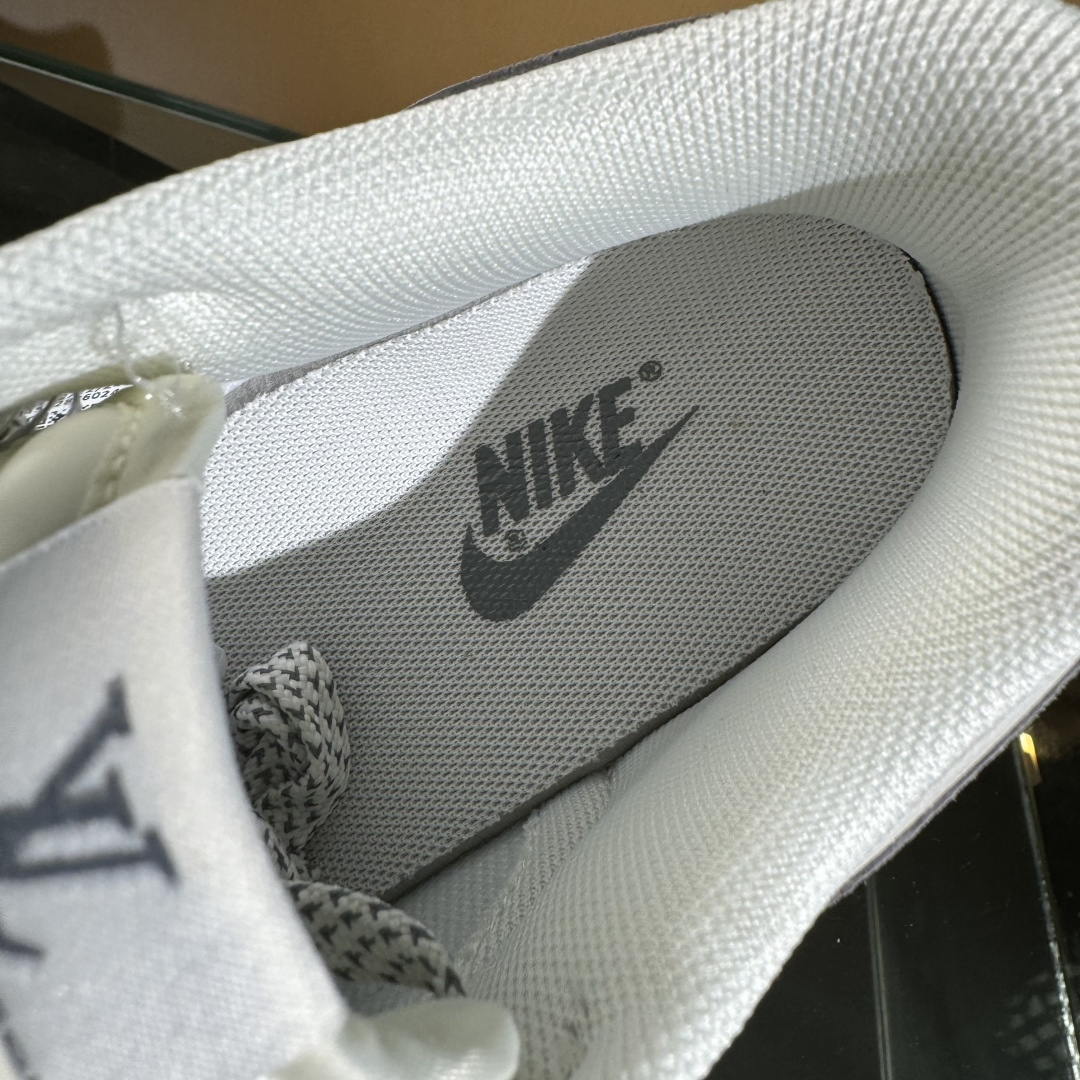 280 Nike SB Dunk Low LV 灰勾底红尾 周年高端定制 低帮休闲板鞋 YX5066-360