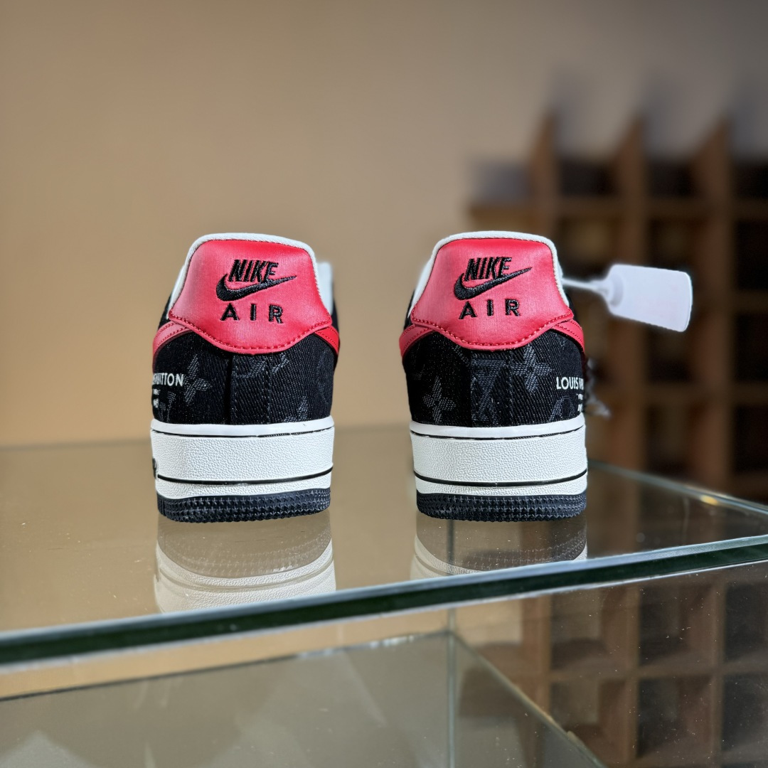 260 Nike Air Force 1'07 Low LV联名 白红黑牛仔 空军一号低帮休闲板鞋 ZD1988-002-Chinese UA Cheap High Quatity Brand Clothes Bags handbags Sneakers wholesale wholesaler seller from China Factory suppliers Fashion Clothing Shoes best Quality Beautiful Price 260 Nike Air Force 1'07 Low LV联名 白红黑牛仔 空军一号低帮休闲板鞋 ZD1988-002