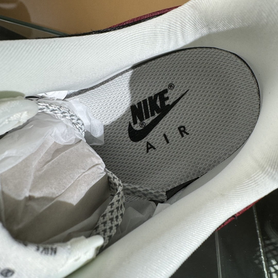 260 Nike Air Force 1'07 Low LV联名 白红黑牛仔 空军一号低帮休闲板鞋 ZD1988-002-Chinese UA Cheap High Quatity Brand Clothes Bags handbags Sneakers wholesale wholesaler seller from China Factory suppliers Fashion Clothing Shoes best Quality Beautiful Price 260 Nike Air Force 1'07 Low LV联名 白红黑牛仔 空军一号低帮休闲板鞋 ZD1988-002