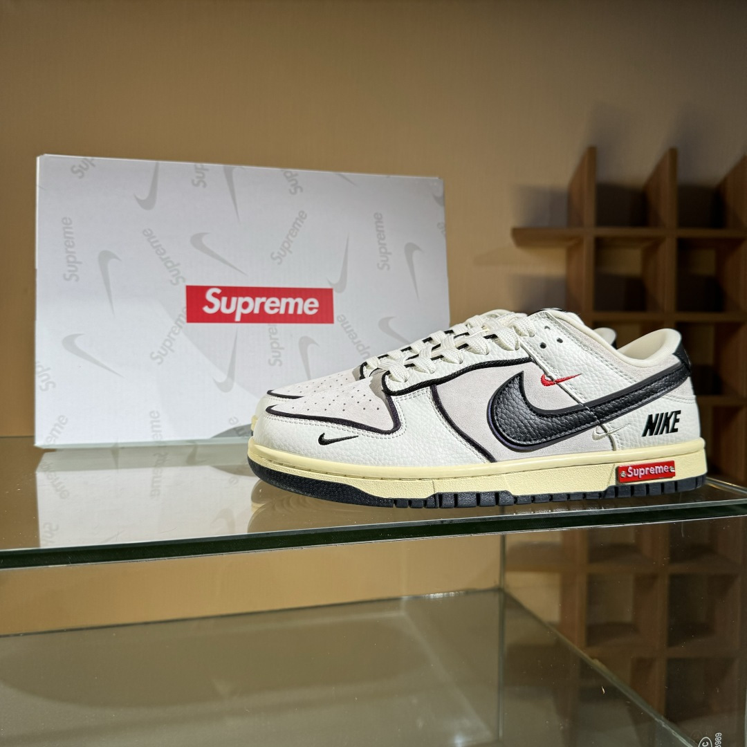 280 Nike SB Dunk Low Sup联名 白黑变色 周年高端定制 低帮休闲板鞋 SC9207-409-Chinese UA Cheap High Quatity Brand Clothes Bags handbags Sneakers wholesale wholesaler seller from China Factory suppliers Fashion Clothing Shoes best Quality Beautiful Price 280 Nike SB Dunk Low Sup联名 白黑变色 周年高端定制 低帮休闲板鞋 SC9207-409