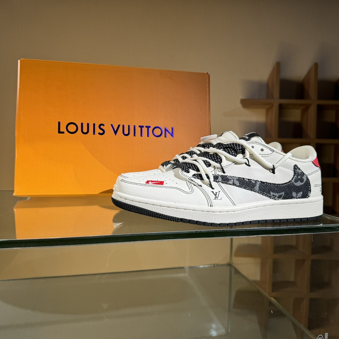 300 Travis Scott x Fragment Design x Air Jordan 1 Low OG SP AJ1 乔1 LV联名 红尾抽绳 低帮文化休闲板鞋 DM6868-108