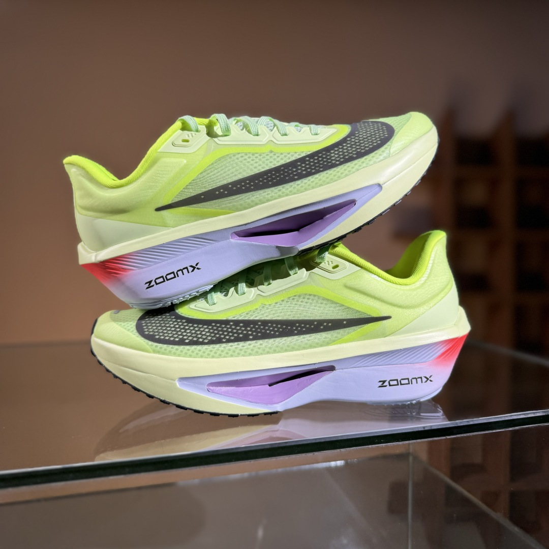 220 J版 Nk Zoom Fly 6 耐克超弹轻盈跑步鞋 FN8454-701