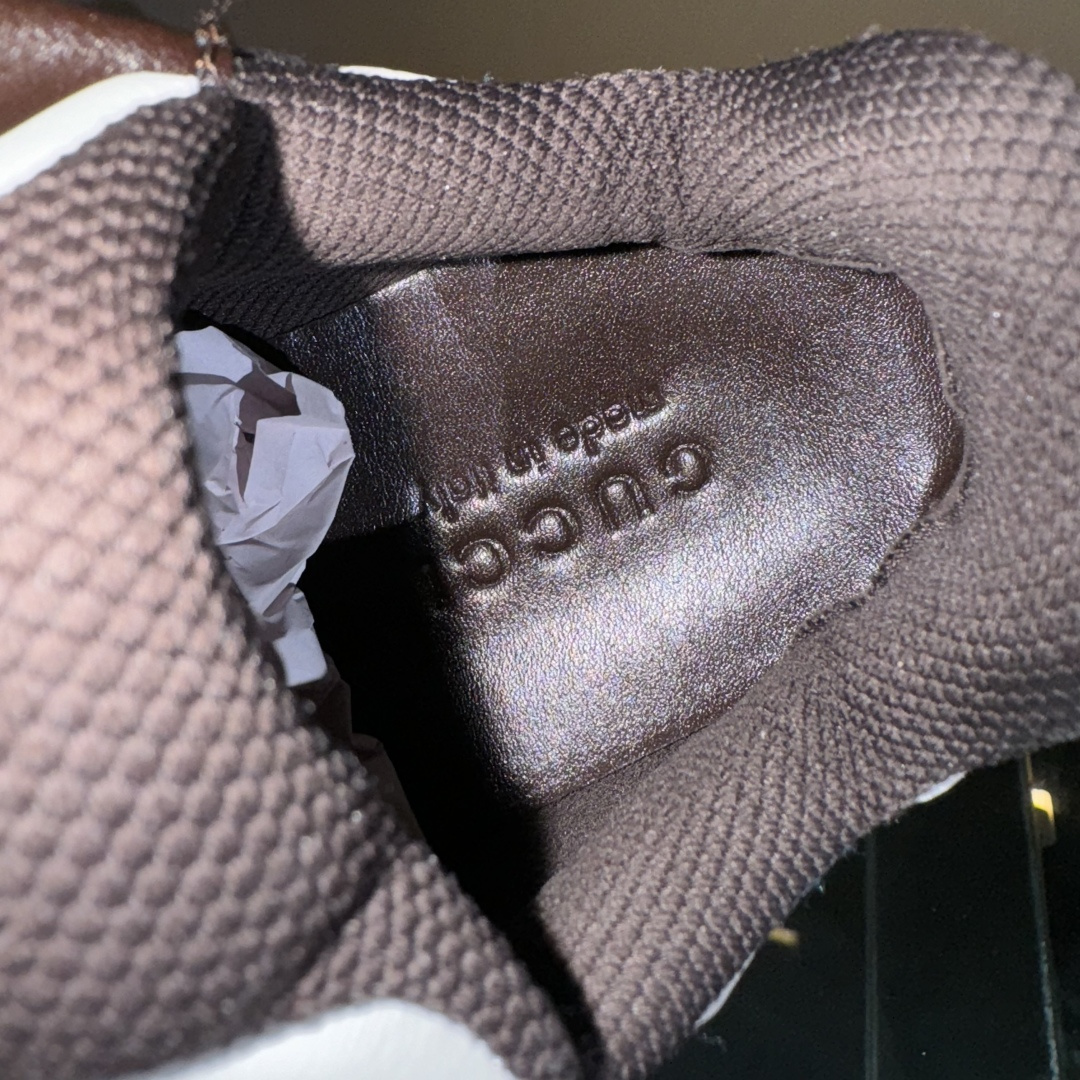 420 Gucci Rhyton Vintage 古驰皮革角状复古老爹休闲运动慢跑鞋