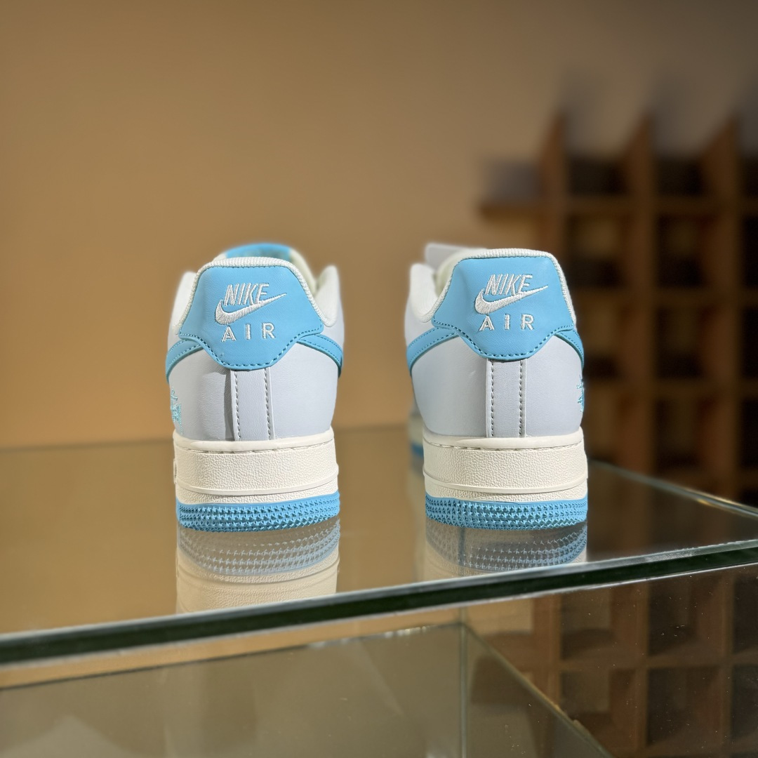 260 Nike Air Force 1'07 Low 斯图西联名 荧光蓝印花 空军一号低帮休闲板鞋 JJ2508-717-Chinese UA Cheap High Quatity Brand Clothes Bags handbags Sneakers wholesale wholesaler seller from China Factory suppliers Fashion Clothing Shoes best Quality Beautiful Price 260 Nike Air Force 1'07 Low 斯图西联名 荧光蓝印花 空军一号低帮休闲板鞋 JJ2508-717