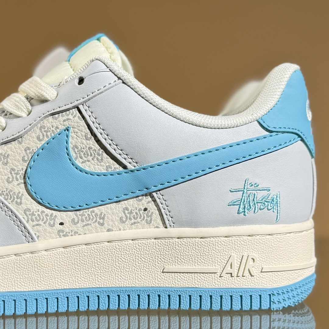 260 Nike Air Force 1'07 Low 斯图西联名 荧光蓝印花 空军一号低帮休闲板鞋 JJ2508-717-Chinese UA Cheap High Quatity Brand Clothes Bags handbags Sneakers wholesale wholesaler seller from China Factory suppliers Fashion Clothing Shoes best Quality Beautiful Price 260 Nike Air Force 1'07 Low 斯图西联名 荧光蓝印花 空军一号低帮休闲板鞋 JJ2508-717