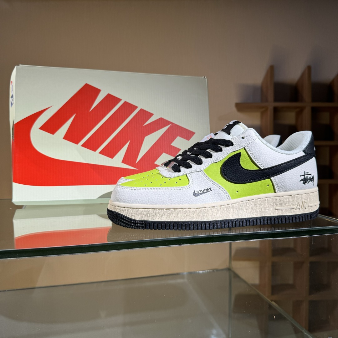 260 Nike Air Force 1 Low 07 x Stussy 白绿黑小勾 QW5836-002