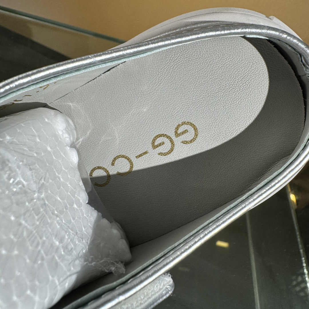 220 新配色广东大厂出品 GG-CC Chunky Low 白鹿同款 独立星球 2024 GGCC 低帮复古厚底增高老爹鞋 G24X9833