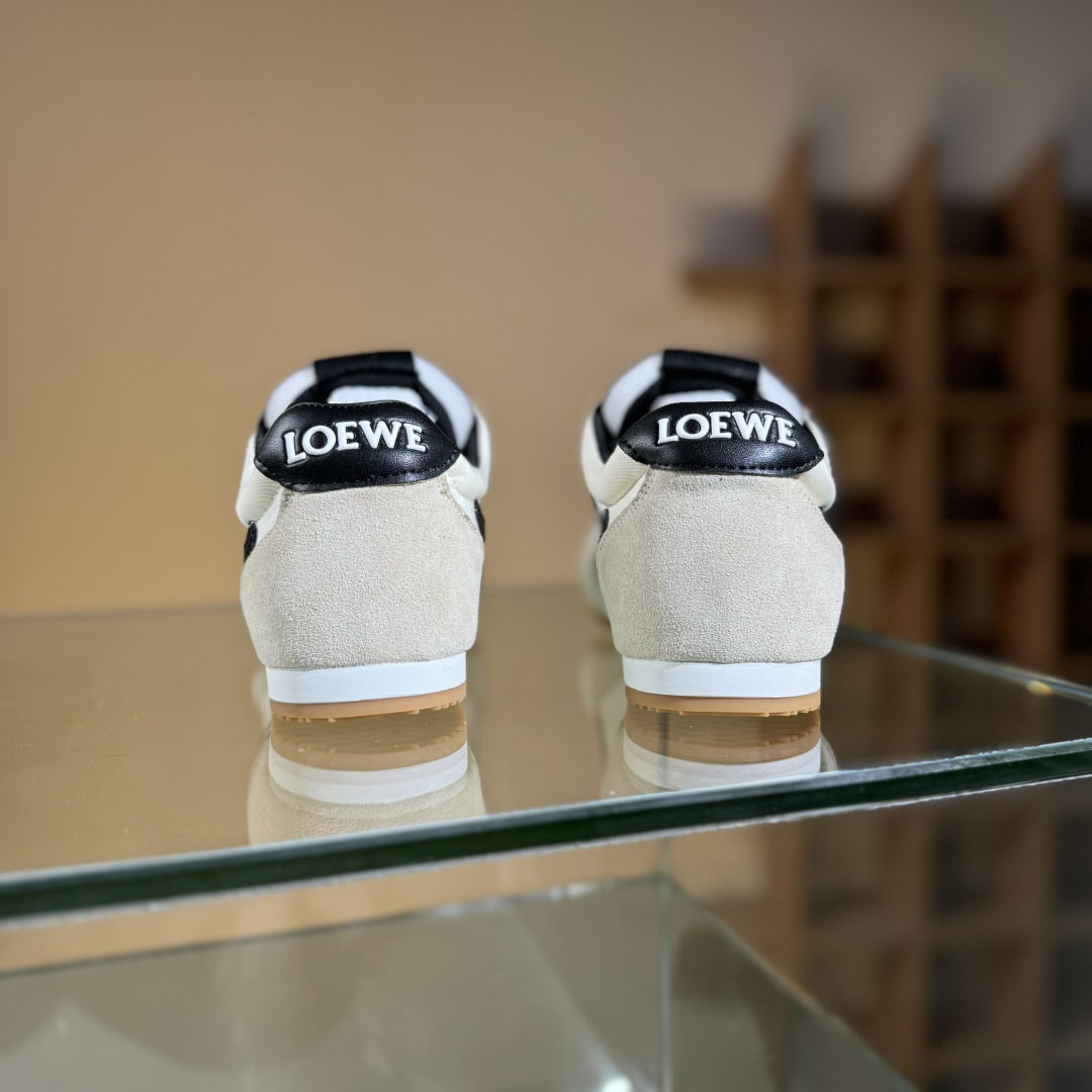 250 罗意威Loewe Ballet Runner 1.0 Sneakers 芭蕾舞2.0系列阿甘复古风德训薄底百搭休闲运动鞋