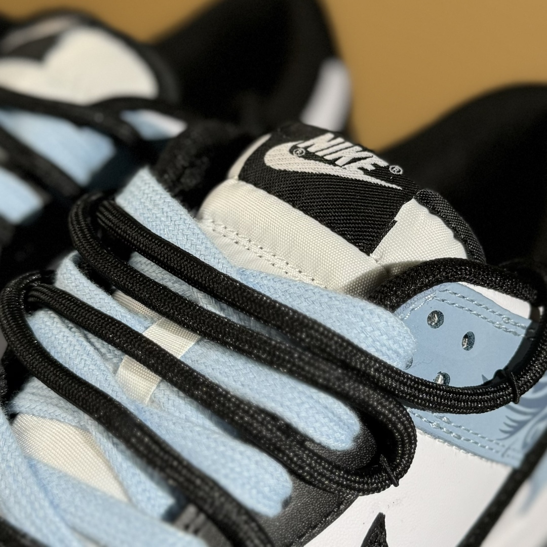 280 Nike SB Dunk Low 黑白蓝浮雕 绑带低帮休闲板鞋 DD1503-101