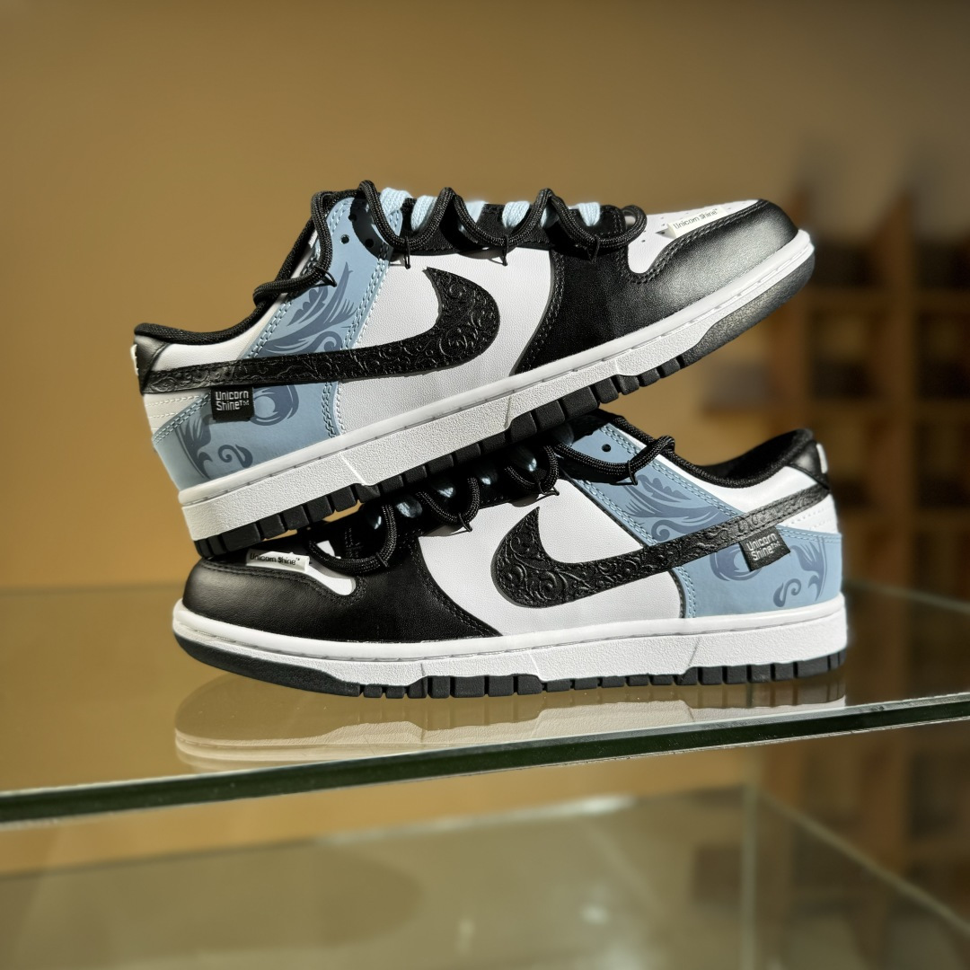 280 Nike SB Dunk Low 黑白蓝浮雕 绑带低帮休闲板鞋 DD1503-101