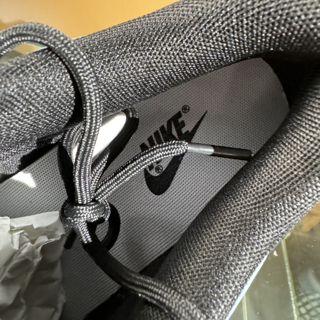 280 Nike SB Dunk Low 黑白蓝浮雕 绑带低帮休闲板鞋 DD1503-101