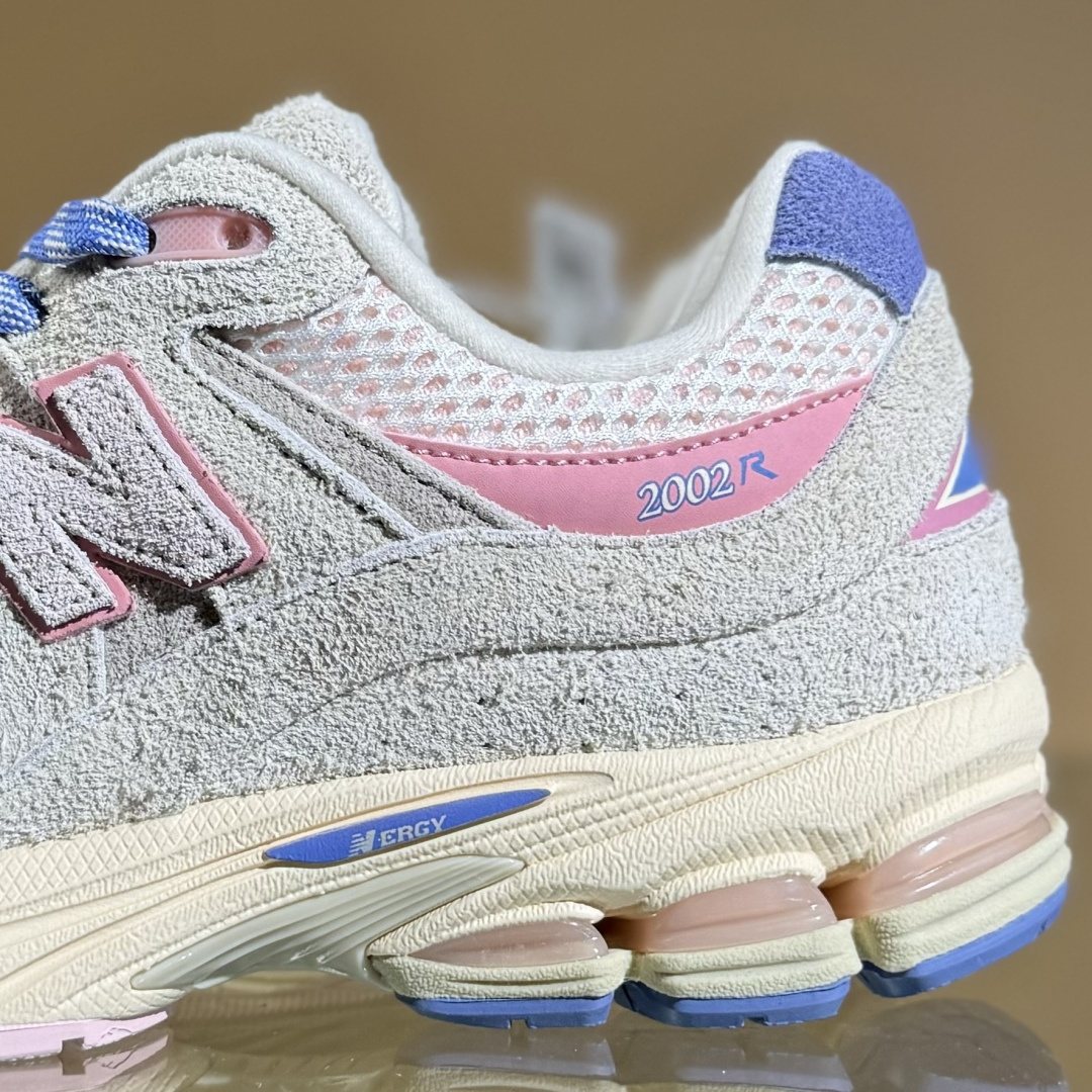 230 X版 New Balance 2002系列 复古休闲跑步鞋 M2002RHE