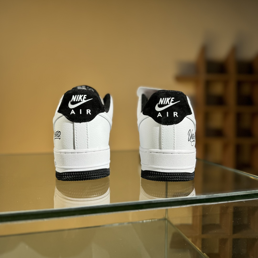 240 Undefeated x Nike Air Force 1'07 Low 白黑 空军一号低帮休闲板鞋 ZH0316-102
