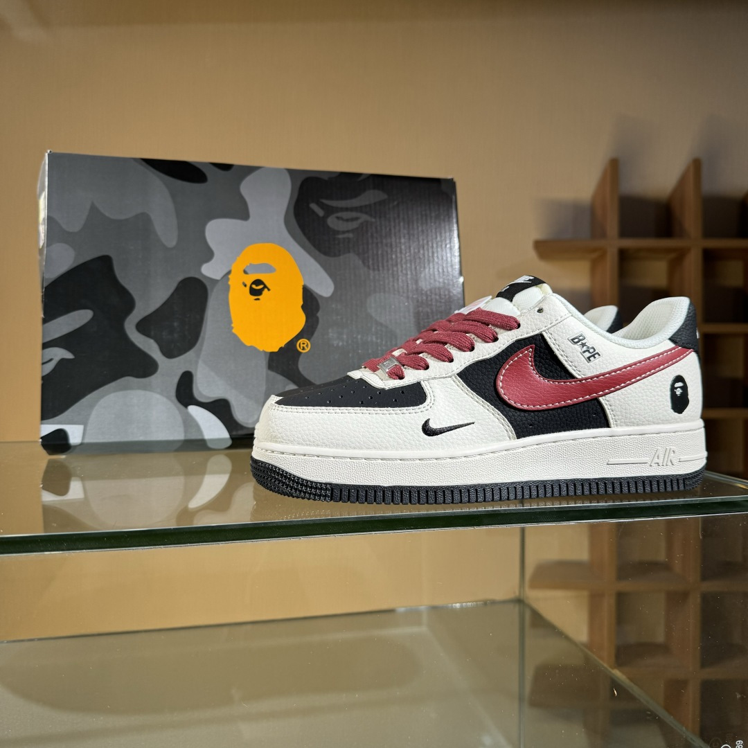 260 Nike Air Force 1'07 Low Bape联名 米黑拼接酒红 空军一号低帮休闲板鞋 QW5836-007