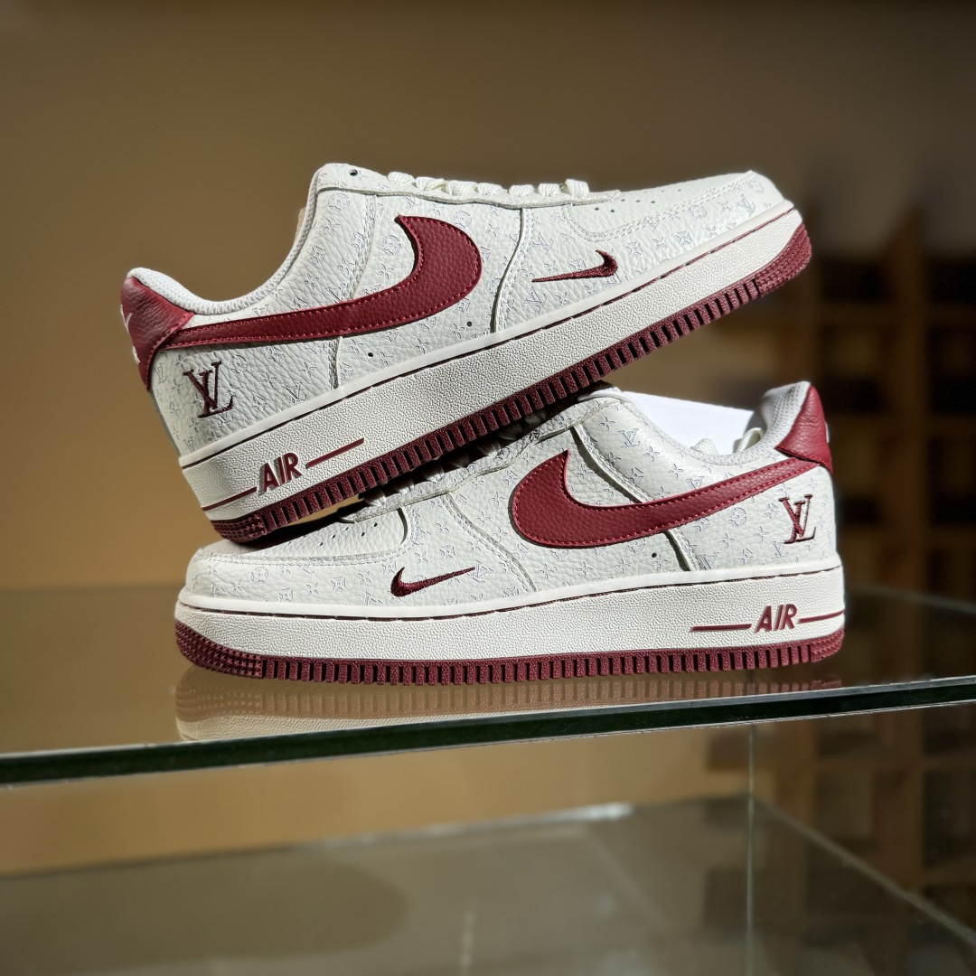 260 Nike Air Force 1'07 Low LV联名 白红 空军一号低帮休闲板鞋 LW9279-015