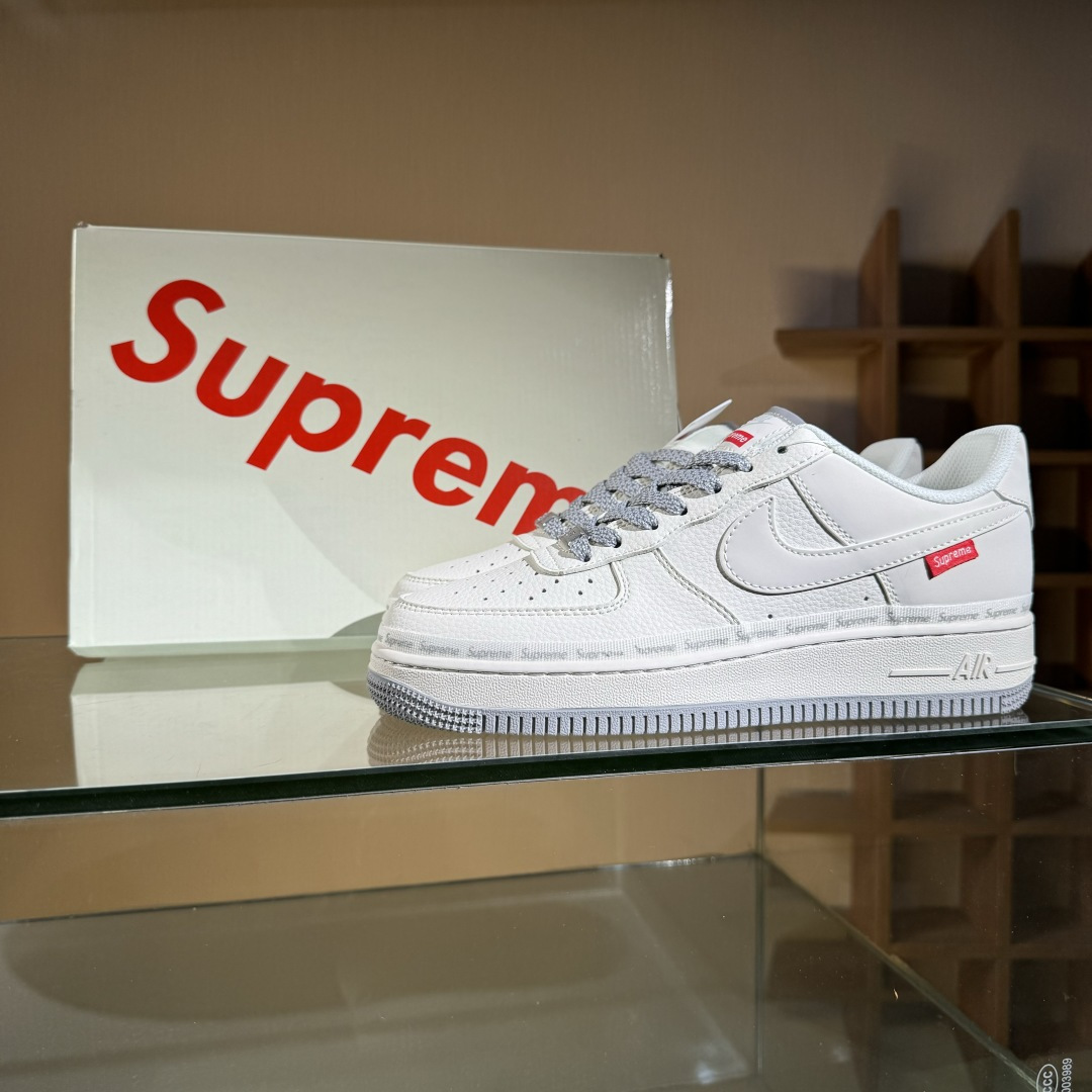 260 Nike Air Force 1'07 Low Supreme联名 米灰弹幕 空军一号低帮休闲板鞋 XX3168-205