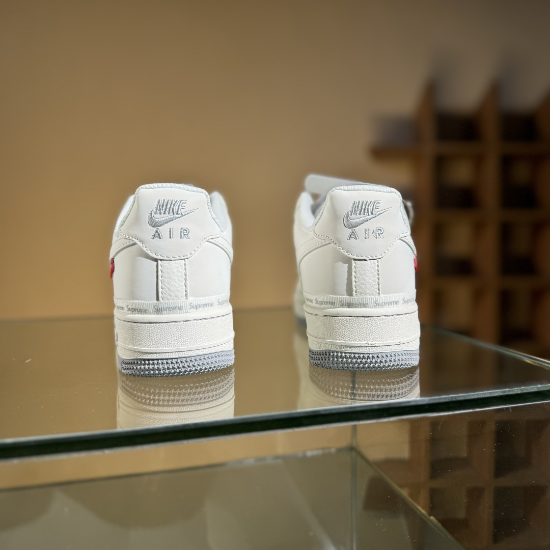 260 Nike Air Force 1'07 Low Supreme联名 米灰弹幕 空军一号低帮休闲板鞋 XX3168-205