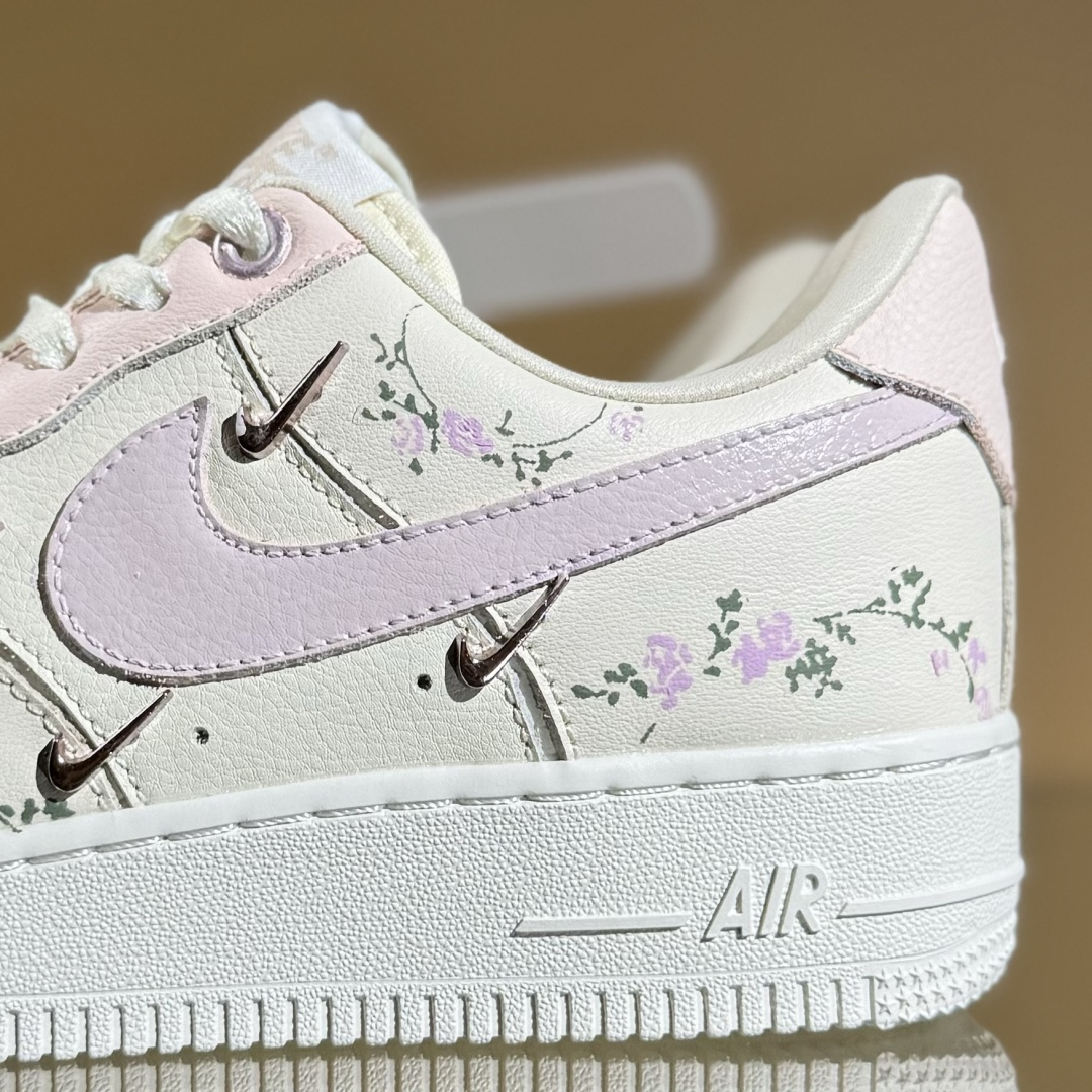 260 Nike Air Force 1'07 Low ”Light Pink Flowers” 手绘涂鸦 浅粉漫花 空军一号低帮休闲运动板鞋 FV8110-182