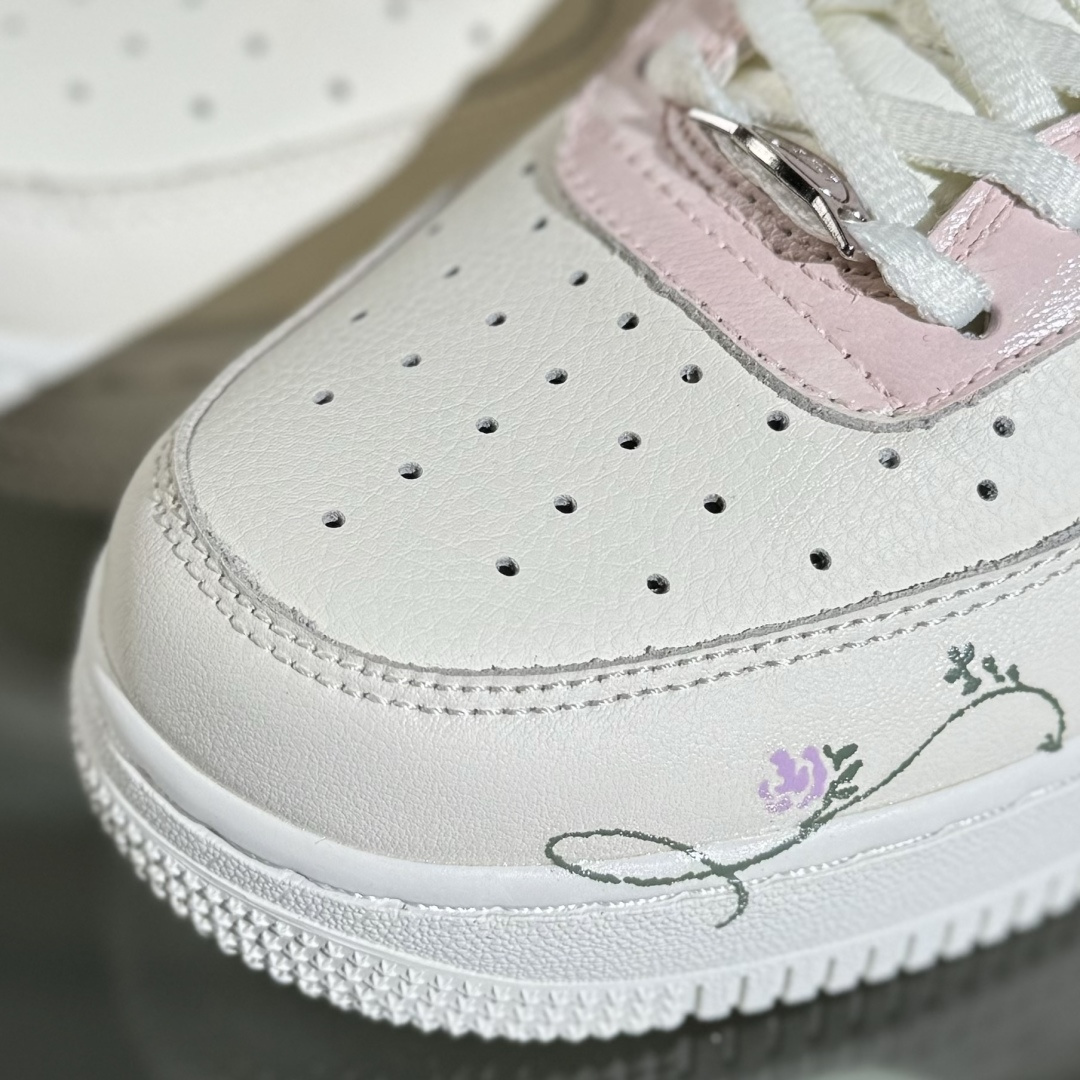 260 Nike Air Force 1'07 Low ”Light Pink Flowers” 手绘涂鸦 浅粉漫花 空军一号低帮休闲运动板鞋 FV8110-182