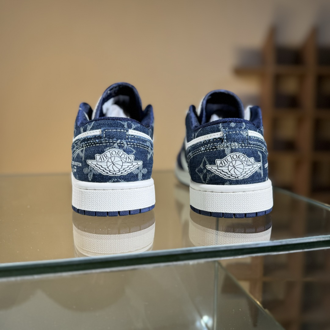 280 Nike SB Dunk Low LV联名 牛仔蓝 周年高端定制 低帮休闲板鞋 YX5066-368-Chinese UA Cheap High Quatity Brand Clothes Bags handbags Sneakers wholesale wholesaler seller from China Factory suppliers Fashion Clothing Shoes best Quality Beautiful Price 280 Nike SB Dunk Low LV联名 牛仔蓝 周年高端定制 低帮休闲板鞋 YX5066-368