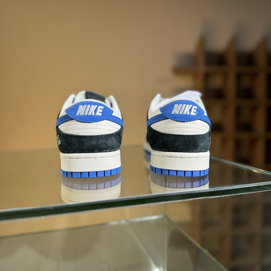 260 Nike SB Dunk Low x Louis Vuitton 黑蓝小勾 XD1588-221