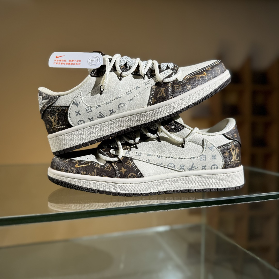 300 Travis Scott x Fragment Design x Air Jordan 1 Low OG SP AJ1 乔1 LV联名 米棕抽绳 低帮文化休闲板鞋 DM6868-101-Chinese UA Cheap High Quatity Brand Clothes Bags handbags Sneakers wholesale wholesaler seller from China Factory suppliers Fashion Clothing Shoes best Quality Beautiful Price 300 Travis Scott x Fragment Design x Air Jordan 1 Low OG SP AJ1 乔1 LV联名 米棕抽绳 低帮文化休闲板鞋 DM6868-101