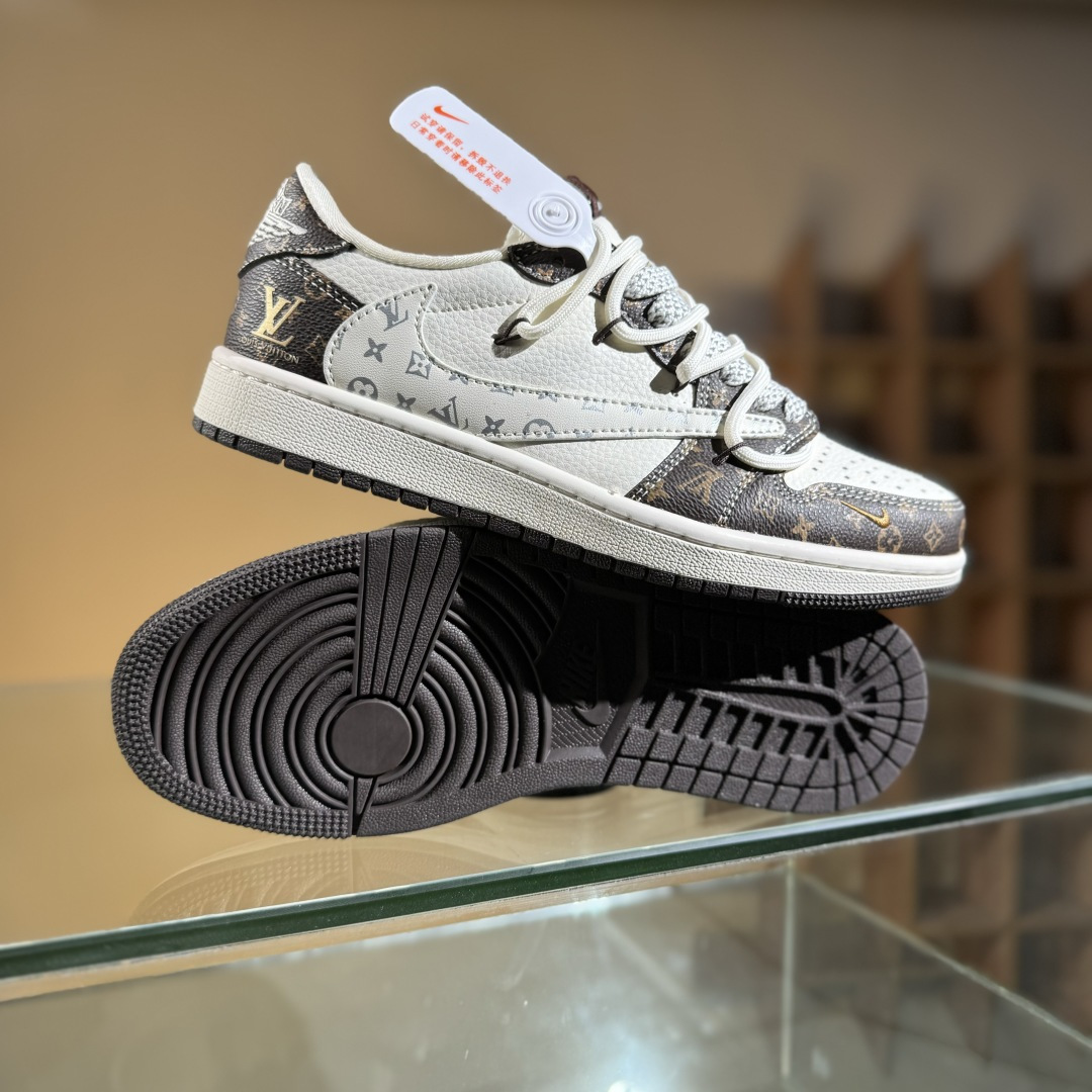 300 Travis Scott x Fragment Design x Air Jordan 1 Low OG SP AJ1 乔1 LV联名 米棕抽绳 低帮文化休闲板鞋 DM6868-101-Chinese UA Cheap High Quatity Brand Clothes Bags handbags Sneakers wholesale wholesaler seller from China Factory suppliers Fashion Clothing Shoes best Quality Beautiful Price 300 Travis Scott x Fragment Design x Air Jordan 1 Low OG SP AJ1 乔1 LV联名 米棕抽绳 低帮文化休闲板鞋 DM6868-101