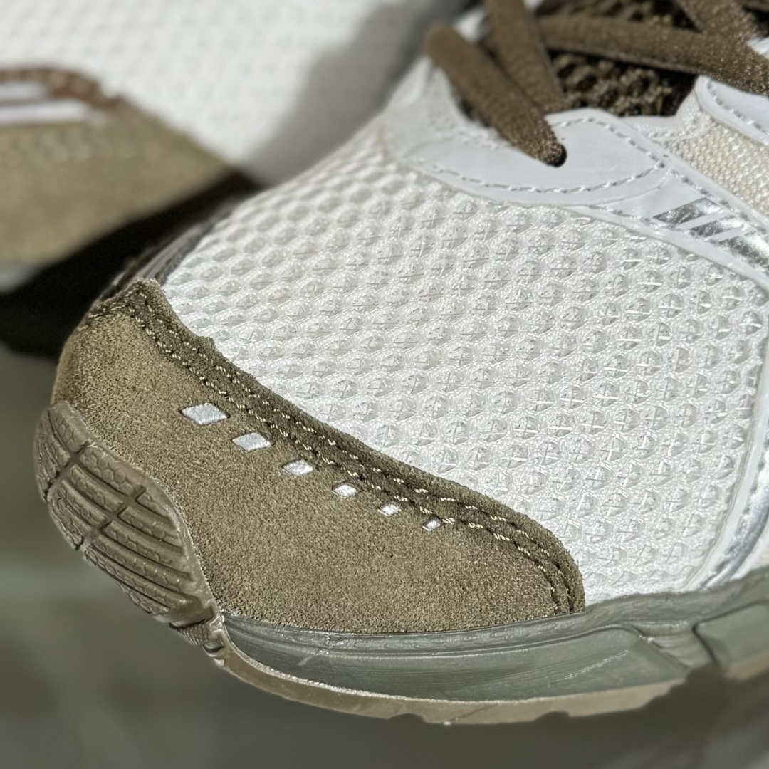 200 Asics GEL-DS TRAINER 14亚瑟士 复古运动休闲运动鞋 老爹鞋 1203A810-101